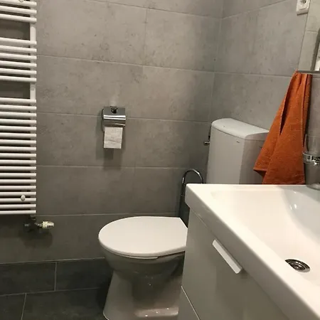 Bella Apartment Balatonalmadi
