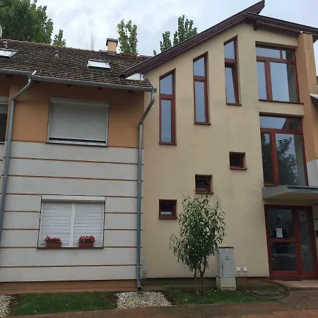 Bella Apartment *